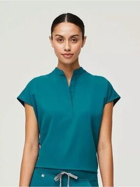 Figs Rafaela Oversized Scrub Top Pacific Blue Small